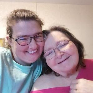 Meet your Posher, Kara